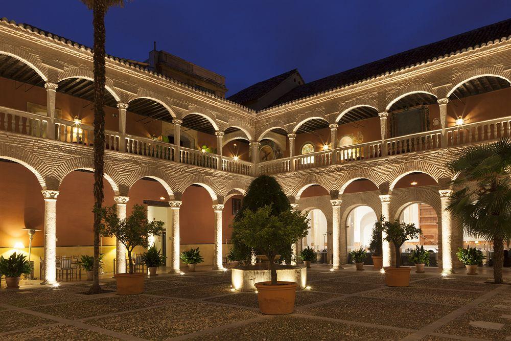 Hotel Palacio De Santa Paula, Autograph Collection Гранада Екстериор снимка
